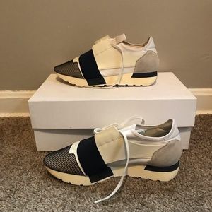 Women’s Balenciaga race runner sneakers size 9